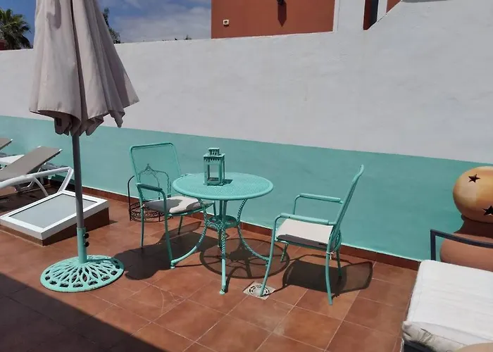 Maison En Duplex & Rooftop بيت للعطل